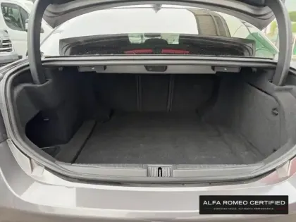 Photo 5 Alfa Romeo Giulia  2.2 JTD 190ch Super AT8 MY22