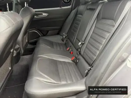Photo 9 Alfa Romeo Giulia  2.2 JTD 190ch Super AT8 MY22