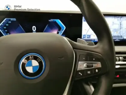 Photo 13 BMW Serie 3 Série 3 320eA 204ch Business Design