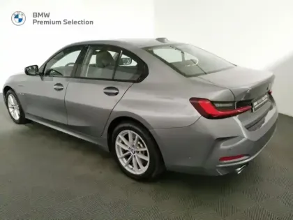 Photo 1 BMW Serie 3 Série 3 320eA 204ch Business Design