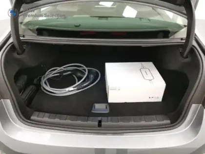 Photo 5 BMW Serie 3 Série 3 320eA 204ch Business Design