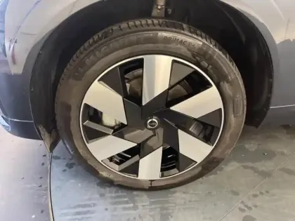 Photo 10 Volvo Xc60  T6 Hybride Rechargeable 253 + 145ch Ultra Style Dark Geartronic 8 AWD