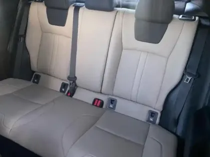 Photo 13 Toyota C-HR  184h Collection 2WD E-CVT MC19