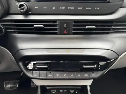 Photo 14 Hyundai I20  1.0 T-GDi 100ch Creative DCT-7