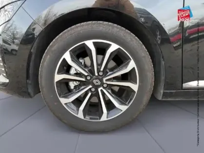 Photo 24 Renault Clio  1.6 E-Tech 145ch full hybrid Techno - 24 GPS Camera