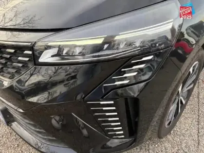 Photo 12 Renault Clio  1.6 E-Tech 145ch full hybrid Techno - 24 GPS Camera