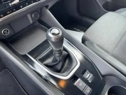 Photo 12 Nissan Qashqai  1.3 Mild Hybrid 140ch N-Connecta