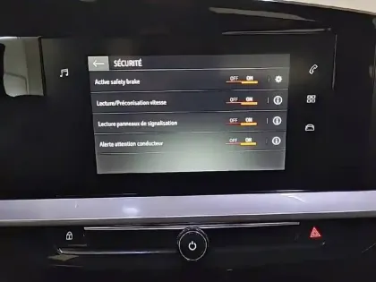 Photo 37 Opel Mokka  Electrique 136 ch & Batterie 50 kWh