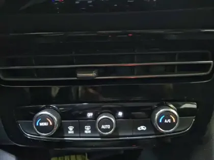 Photo 39 Opel Mokka  Electrique 136 ch & Batterie 50 kWh