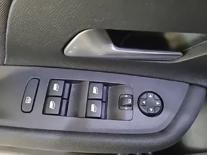 Photo 46 Opel Mokka  Electrique 136 ch & Batterie 50 kWh