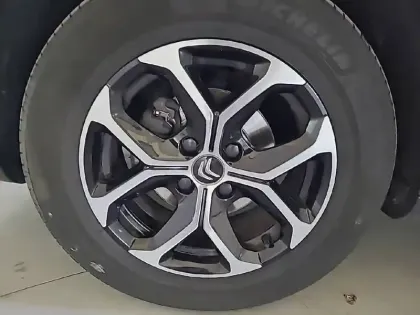 Photo 12 Citroën C3 Aircross  BlueHDi 110 S&S BVM6