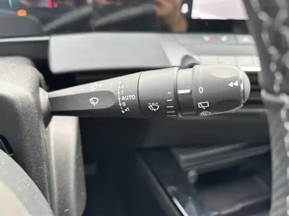 Photo 23 Opel Astra  1.2 Turbo Hybride 145 ch e-DCT6