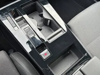 Photo 13 Opel Astra  1.2 Turbo Hybride 145 ch e-DCT6