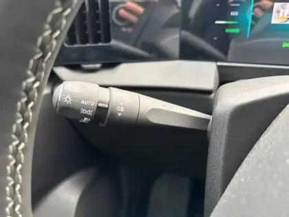 Photo 22 Opel Astra  1.2 Turbo Hybride 145 ch e-DCT6