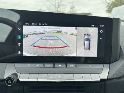 Photo 19 Opel Astra  1.2 Turbo Hybride 145 ch e-DCT6