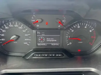 Photo 9 Peugeot Partner  FOURGON STANDARD 650 KG BLUEHDI 100 S&S BVM6