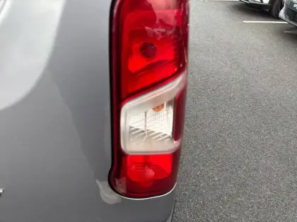 Photo 16 Peugeot Partner  FOURGON STANDARD 650 KG BLUEHDI 100 S&S BVM6