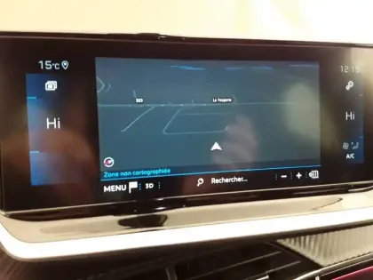 Photo 14 Peugeot 208  PureTech 100 S&S EAT8