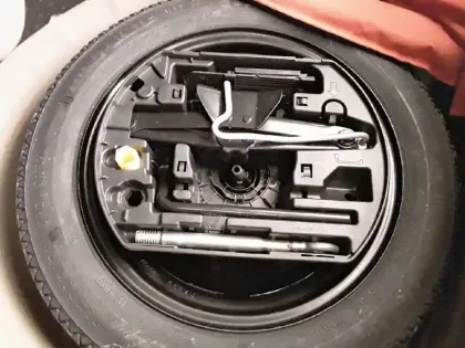 Photo 18 Peugeot 208  PureTech 100 S&S EAT8