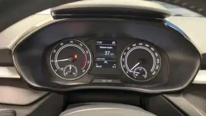 Photo 11 Skoda Fabia  1.0 TSI 95 ch BVM5