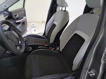 Photo 24 Citroën C3  Turbo 100 ch BVM6