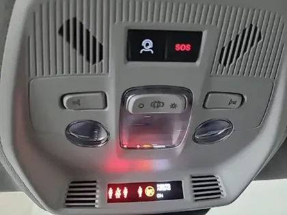 Photo 10 Citroën C3  Turbo 100 ch BVM6