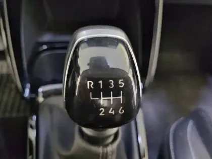 Photo 21 Citroën C3  Turbo 100 ch BVM6