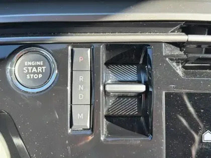 Photo 13 Peugeot 3008  Hybrid 145 e-DCS6