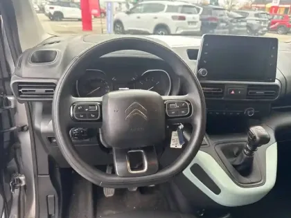 Photo 8 Citroën Berlingo  Taille XL 7pl BlueHDi 130 S&S BVM6