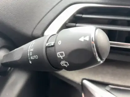 Photo 21 Peugeot 5008  BlueHDi 180ch S&S EAT8