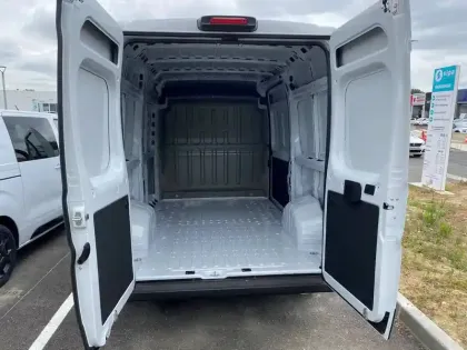 Photo 10 Opel Movano  FGN TOLE 3.5T DIESEL L2H2 140 CH MANUELLE