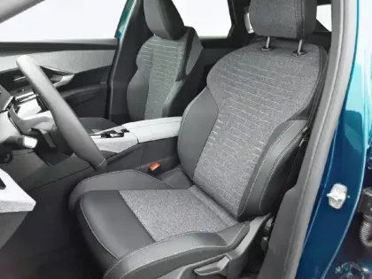 Photo 10 Peugeot 3008  Hybrid 145 e-DCS6