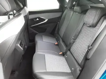 Photo 11 Peugeot 3008  Hybrid 145 e-DCS6