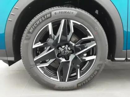 Photo 12 Peugeot 3008  Hybrid 145 e-DCS6