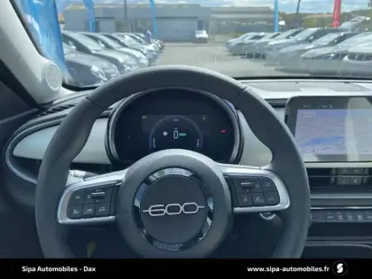 Photo 13 Fiat 600  T-Gen 3 1.2 Hybrid 110ch eDCT6