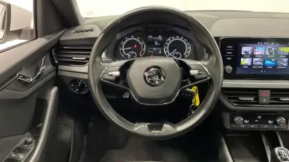 Photo 8 Skoda Kamiq  1.0 TSI Evo 110 ch BVM6