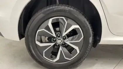 Photo 5 Skoda Kamiq  1.0 TSI Evo 110 ch BVM6