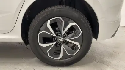 Photo 18 Skoda Kamiq  1.0 TSI Evo 110 ch BVM6