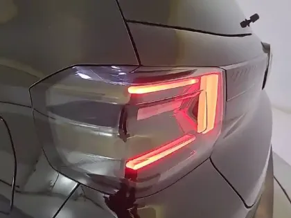 Photo 16 Citroën C3  Turbo 100 ch BVM6