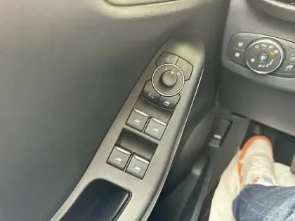 Photo 27 Ford Puma  1.0 Flexifuel 125 ch mHEV S&S BVM6