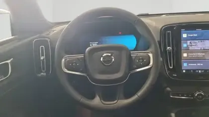 Photo 12 Volvo Ex40  Single Extended Range 252 ch 1EDT