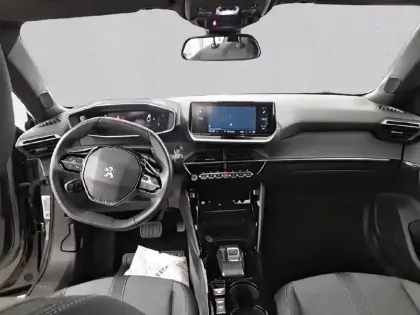 Photo 7 Peugeot 2008  BlueHDi 130 S&S EAT8