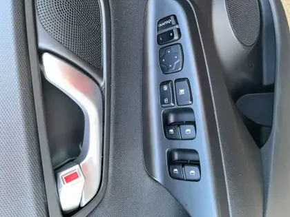 Photo 9 Hyundai Kona  Hybrid 141