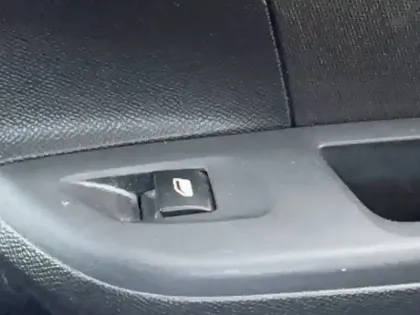 Photo 31 Opel Corsa  Electrique 136 ch & Batterie 50 kWh