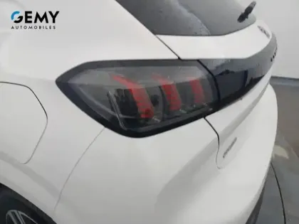 Photo 34 Peugeot 208  BlueHDi 100 S&S BVM6