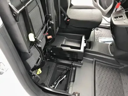 Photo 18 Peugeot Partner  FOURGON M 650 KG BLUEHDI 130 S&S EAT8