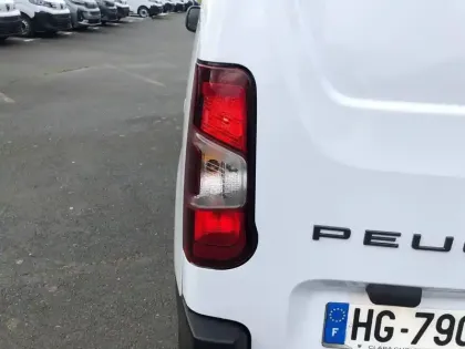 Photo 16 Peugeot Partner  FOURGON M 650 KG BLUEHDI 130 S&S EAT8