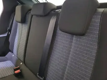 Photo 11 Peugeot 208  PureTech 75 S&S BVM5