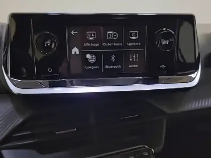 Photo 22 Peugeot 208  PureTech 75 S&S BVM5