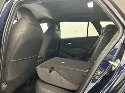 Photo 25 Toyota Corolla  Touring Sports Hybride 196ch